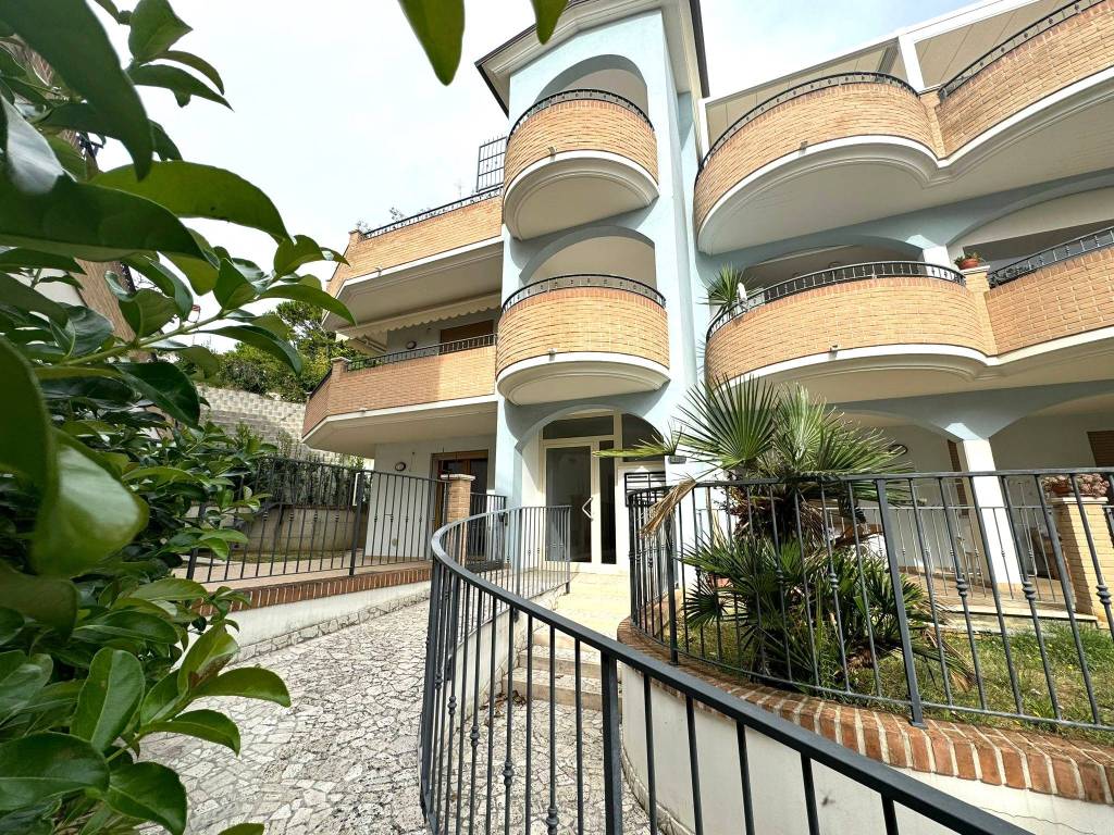 Appartamento a Tortoreto in Via Panoramica, 28 - Foto 2
