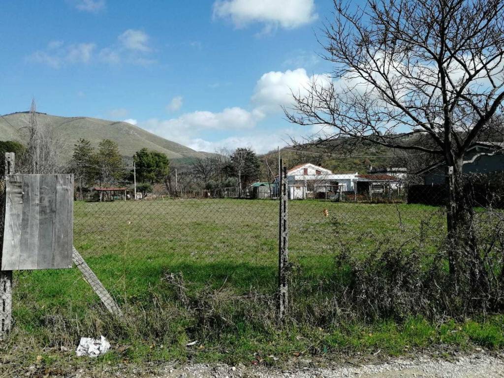 Terreno a Fara in sabina in Via Di Campomaggiore S.N.C. - Foto 5