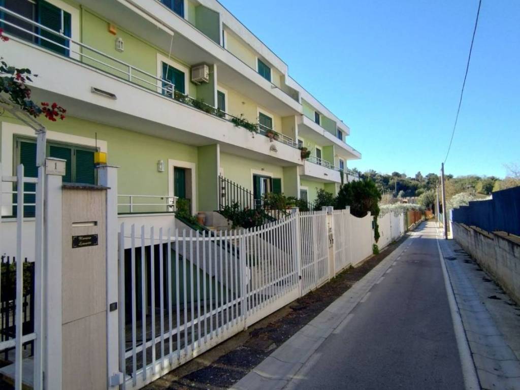 Villa a Caserta in Via Pitagora, 1 - Foto 4