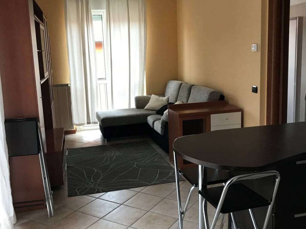 Appartamento a Castelletto sopra ticino in Via Beati, 137 - Foto 5