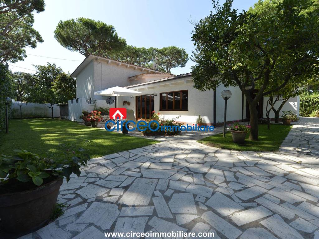 Villa a San felice circeo in Strada Provinciale Badino II - Foto 2