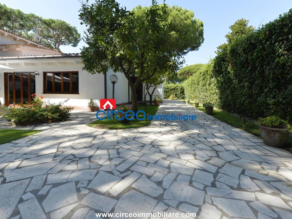Villa a San felice circeo in Strada Provinciale Badino II - Foto 3