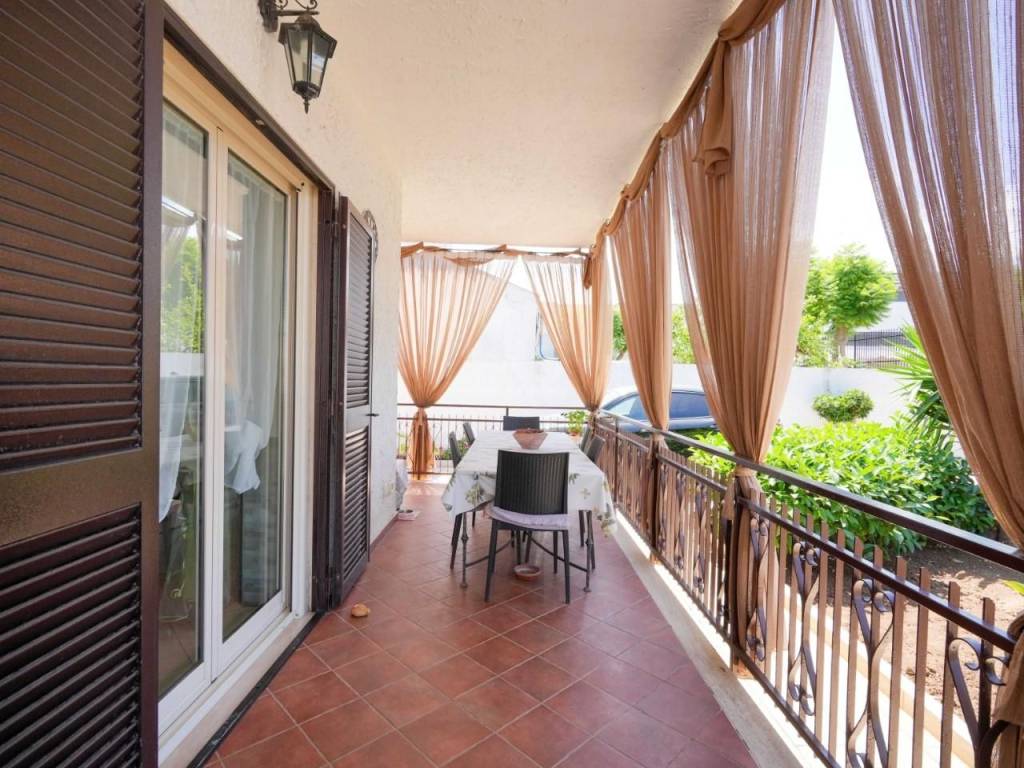 Villa a Bari in Traversa Via Nazionale 3 - Foto 4
