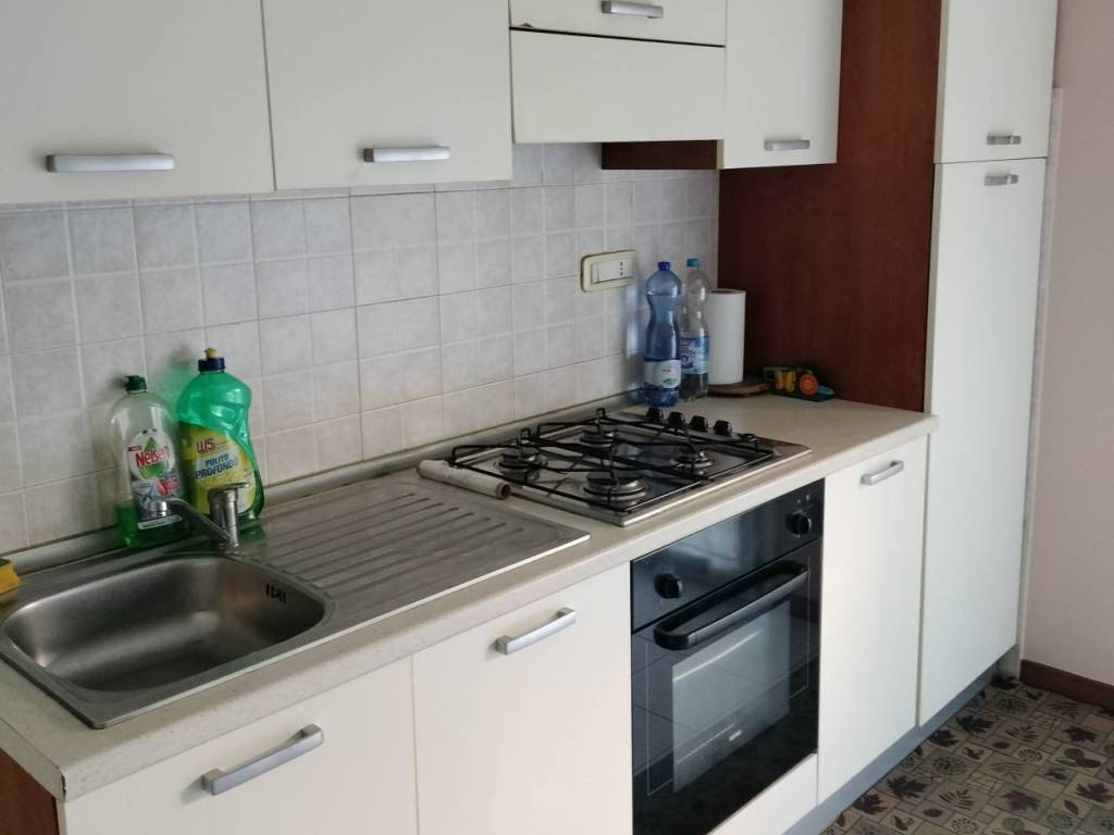 Appartamento a Ancona in Via Esino - Foto 2