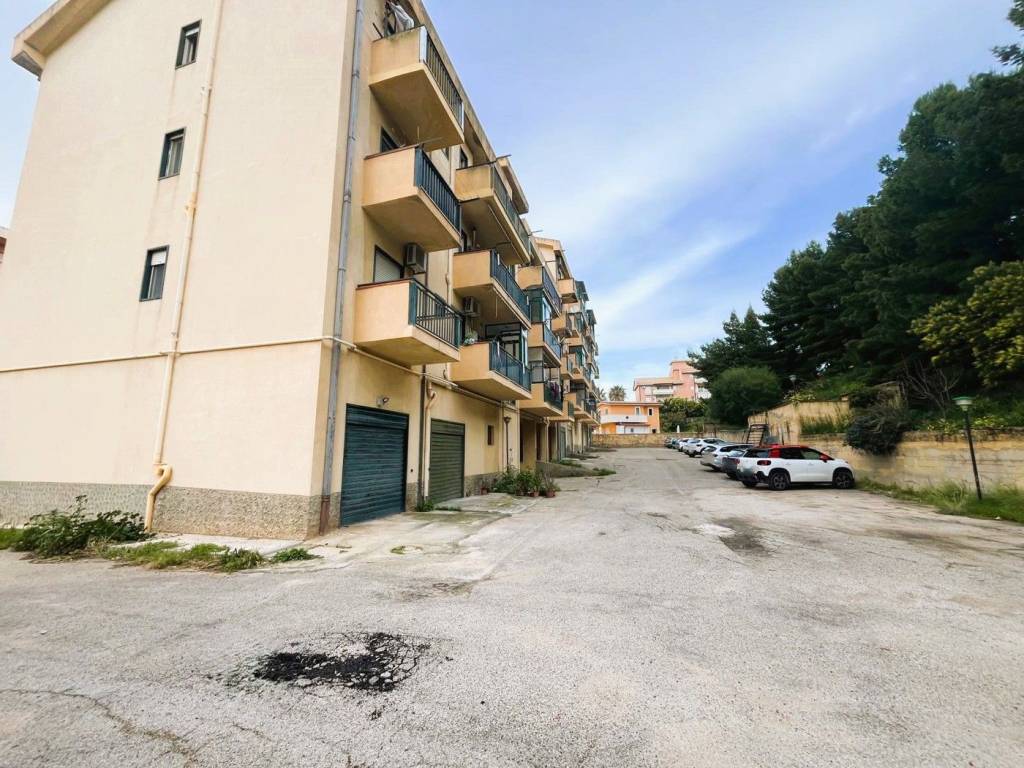 Appartamento a Agrigento in Via Isola D'Elba, 10 - Foto 2