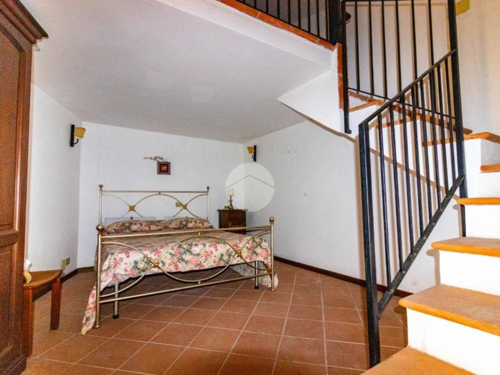 Appartamento a Maenza in Via del colle - Foto 4