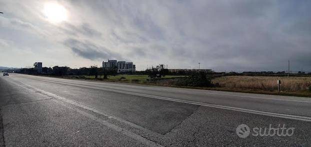 Terreno a Massafra in Strada Statale 7 - Foto 2