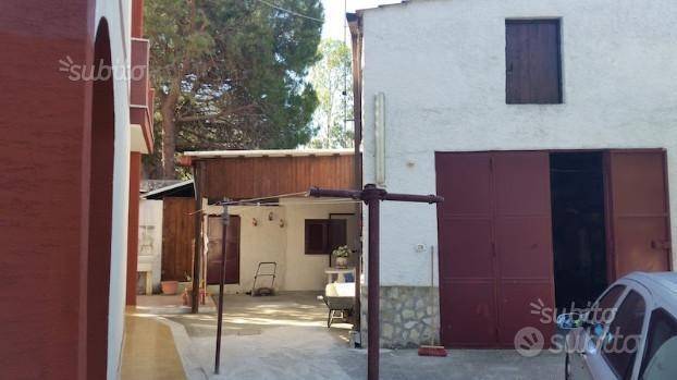 Villa a Massafra in Via Oleandri - Foto 3