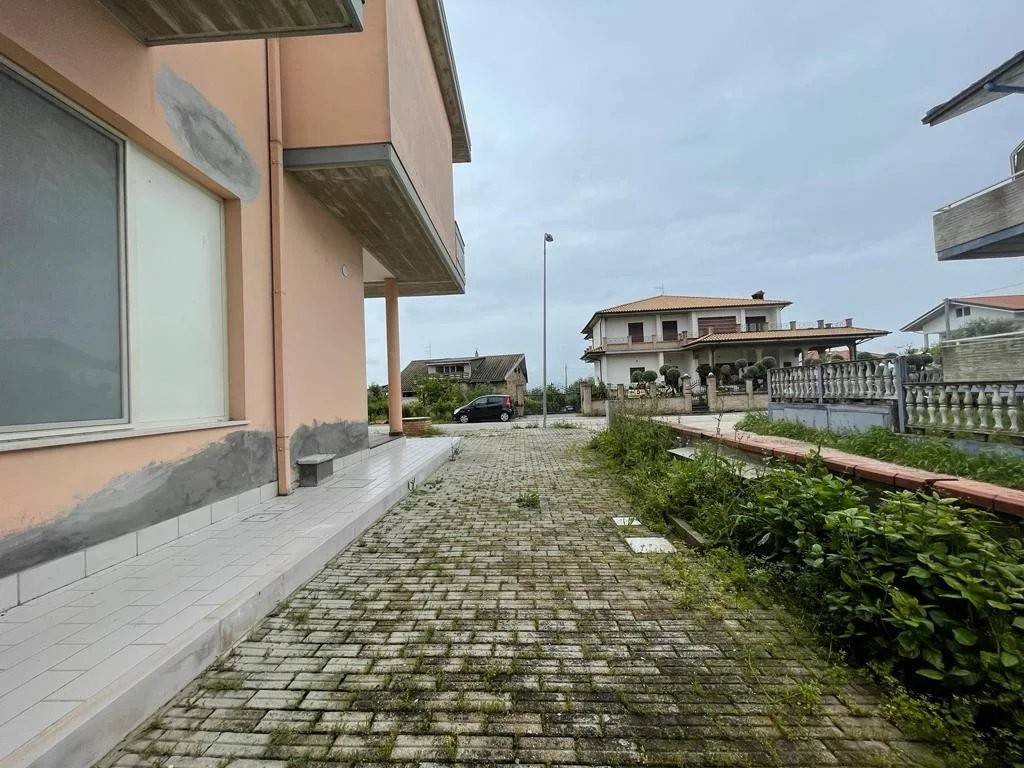 Immobile a Città sant'angelo in VIA DELLA CONA 89 - Foto 3
