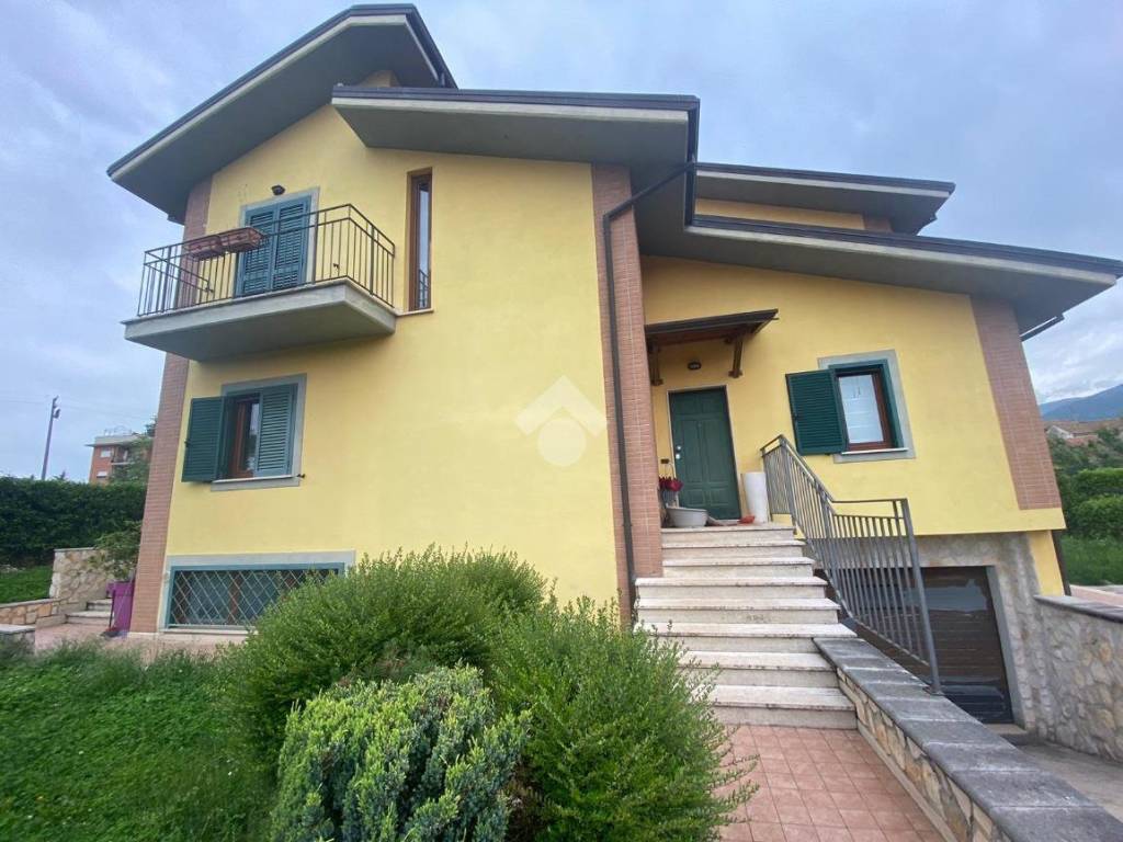Villa a Sora in Via Madonna della Stella - Foto 2