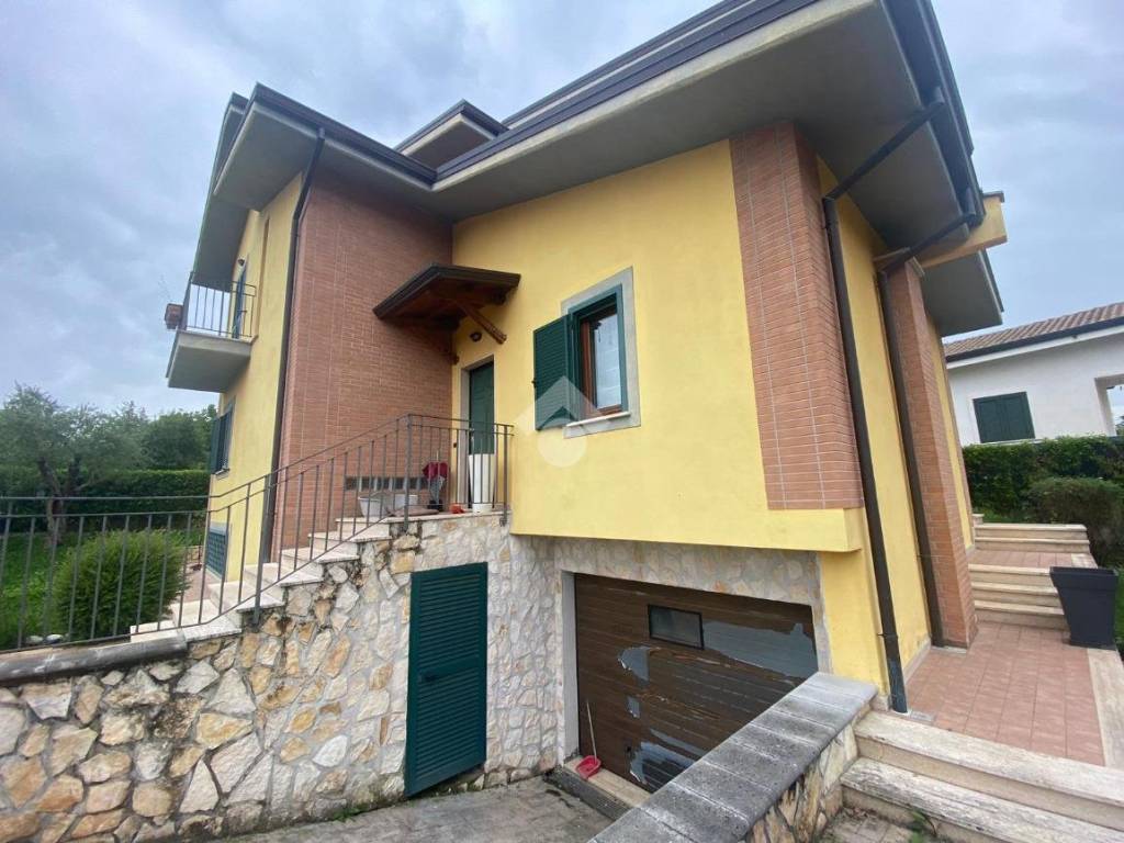 Villa a Sora in Via Madonna della Stella - Foto 3
