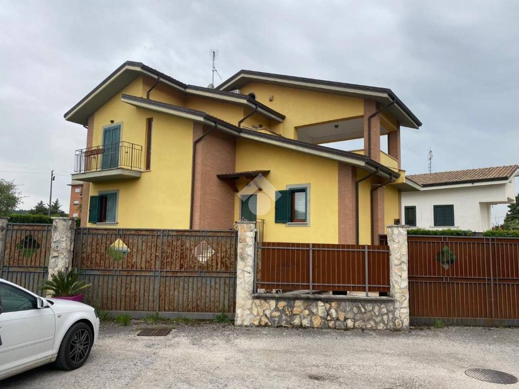 Villa a Sora in Via Madonna della Stella - Foto 4