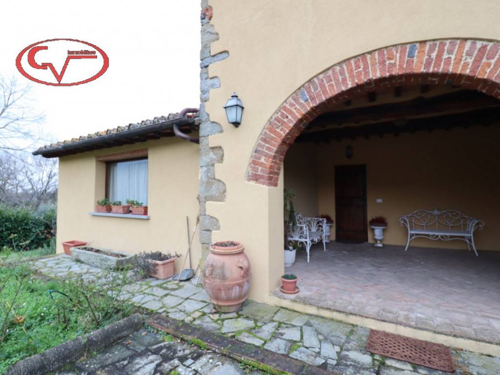 Villa a Terranuova bracciolini in Strada Provinciale Setteponti - Foto 3