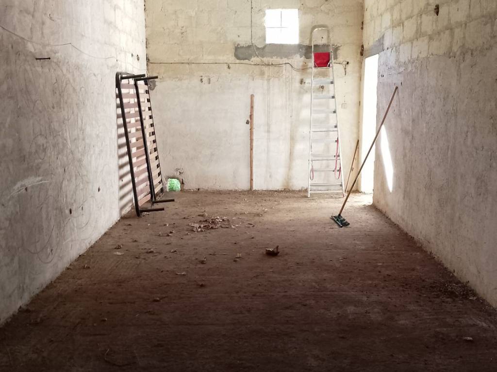 Box / garage a Lizzanello in Via Andrea Doria - Foto 4