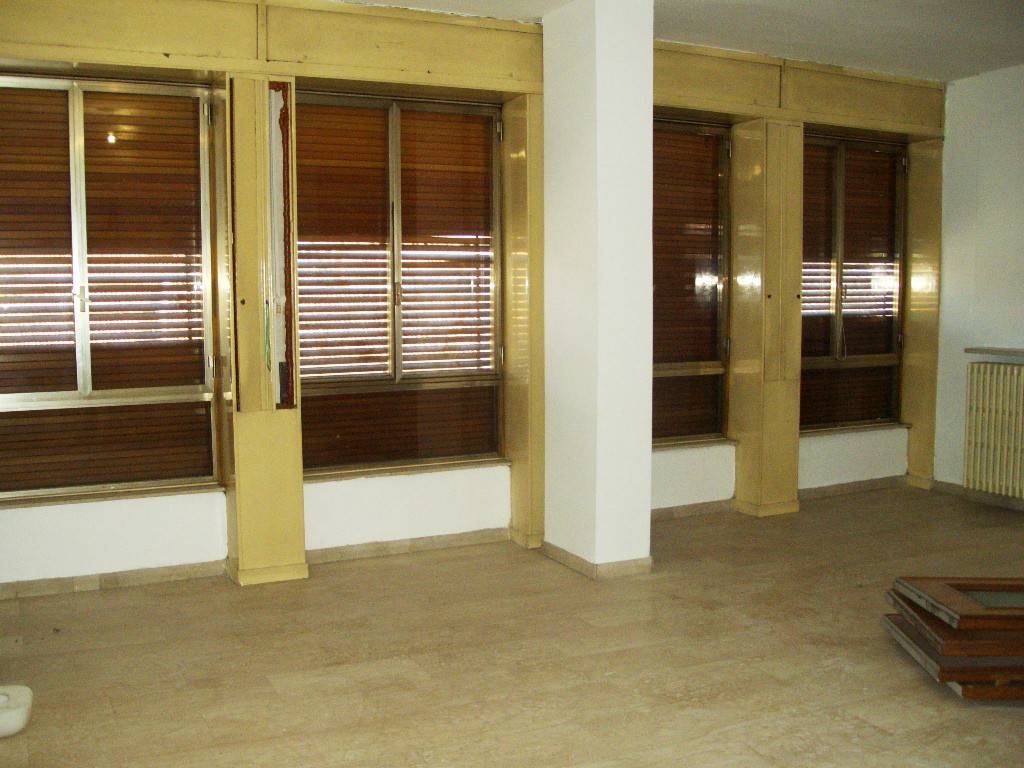 Appartamento a Vigevano in Via Dante - Foto 2