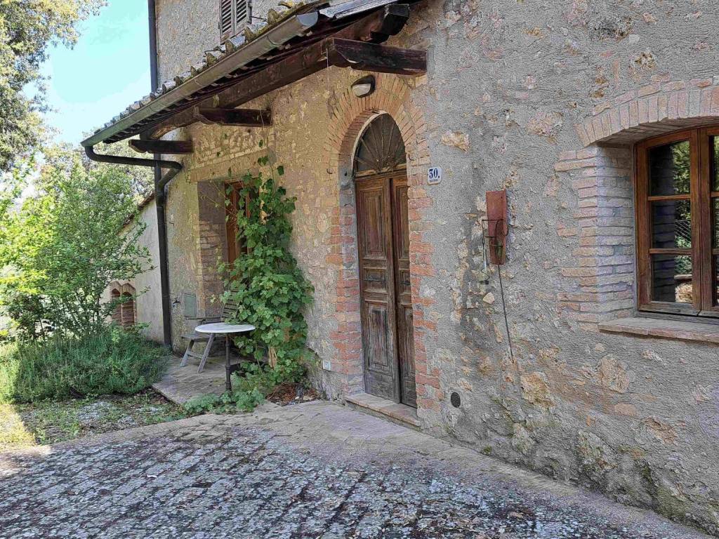 Appartamento a San gimignano in Strada Provinciale di San Gimignano - Foto 3