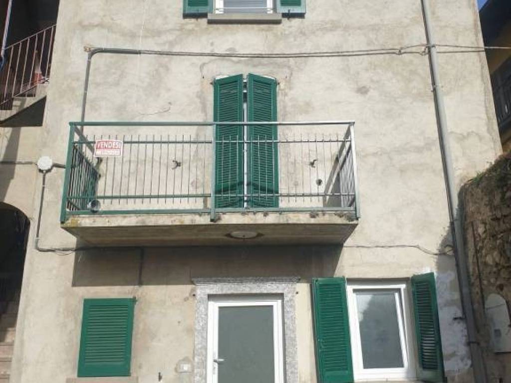 Casa indipendente a Calolziocorte in via Innominato, 9 - Foto 2