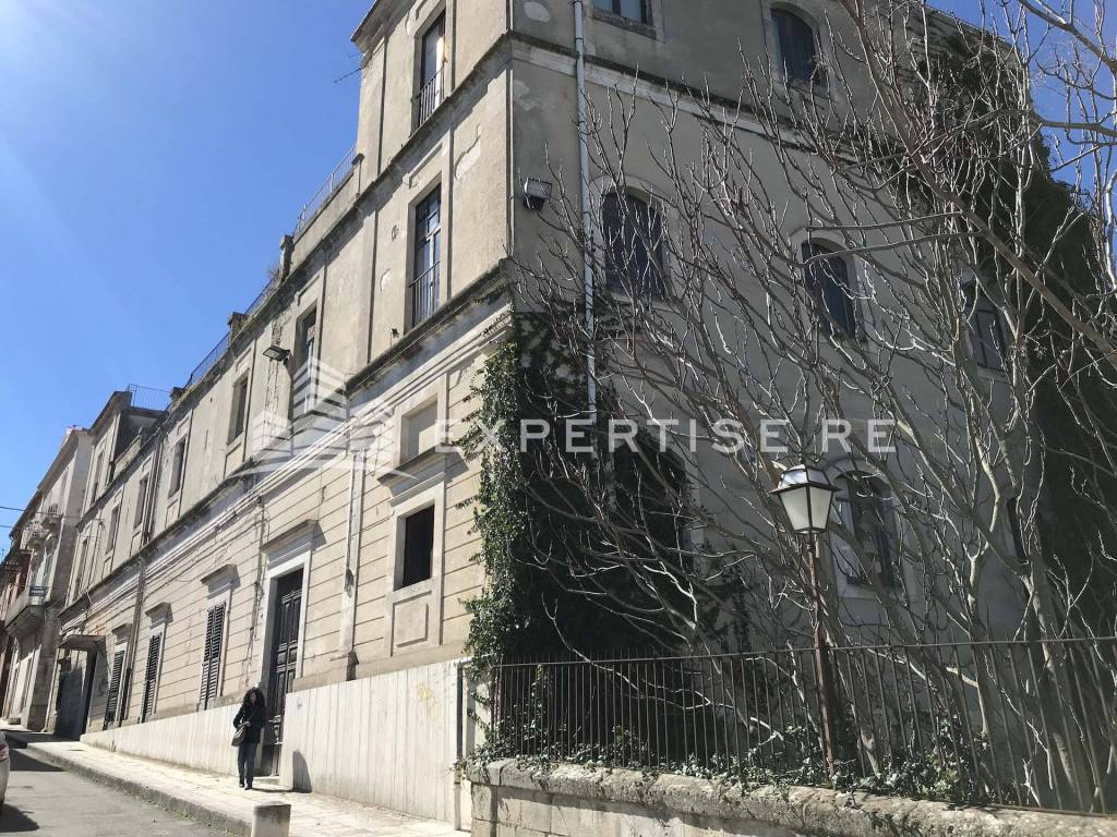 Palazzo / stabile a Ragusa in Via Traspontino, 7 - Foto 2