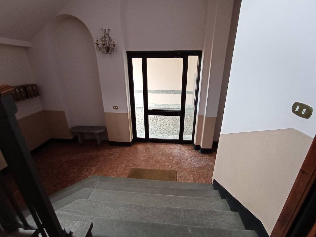 Appartamento a Gallarate in Viale Milano, 3 - Foto 2