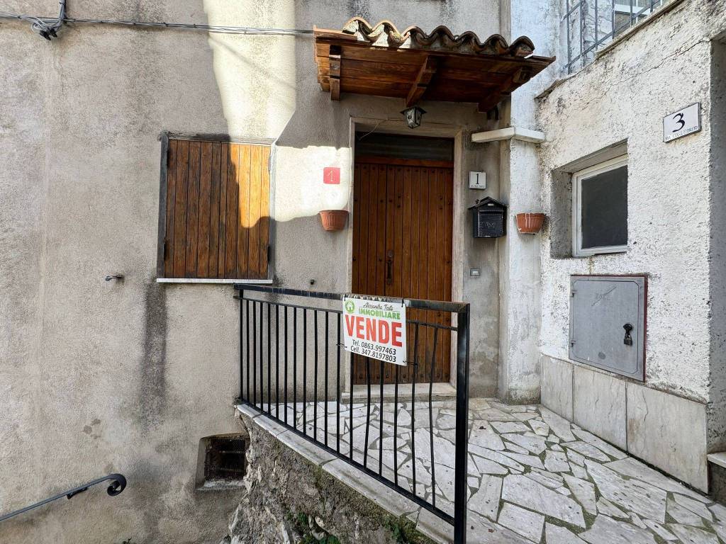 Casa indipendente a Pereto in Via Colle Fiorito 1 - Foto 4