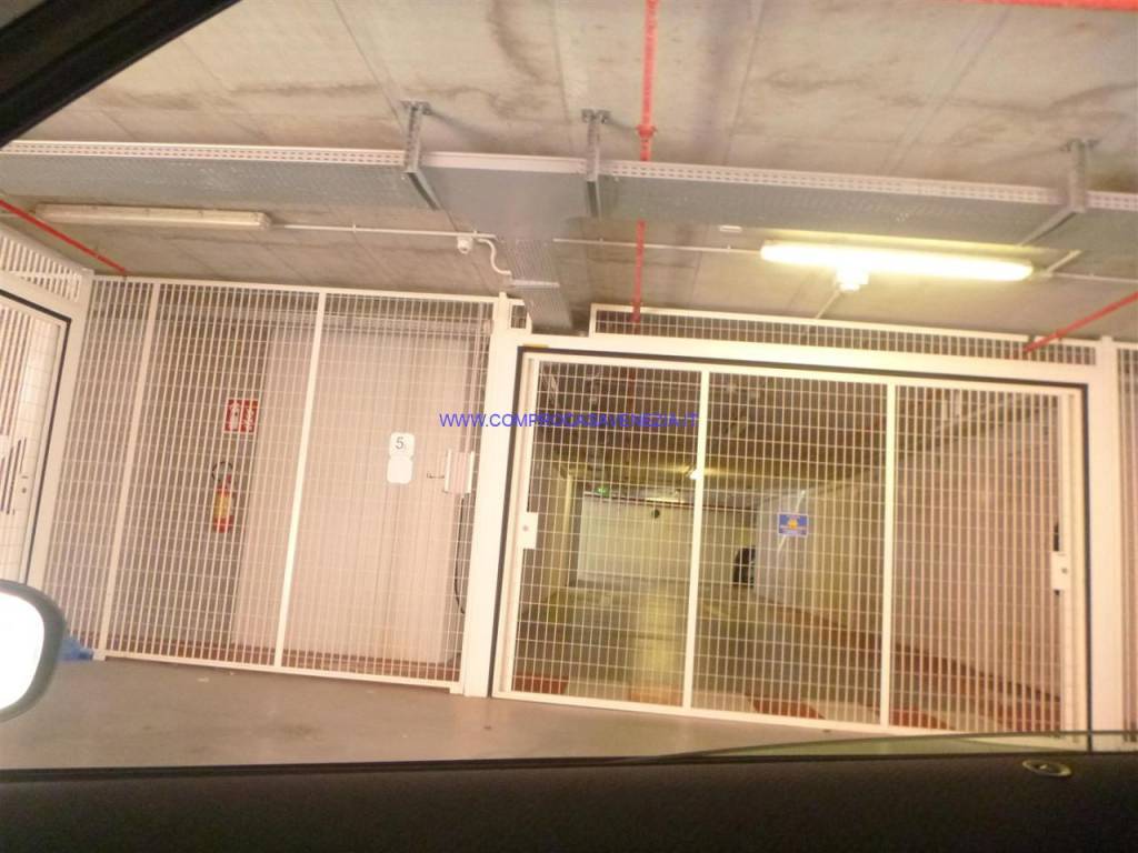 Box / garage a Venezia in VIA DANTE ALIGHIERI - Foto 2