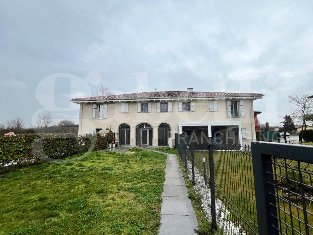 Villetta a schiera a Bologna in Via Cristoforo Colombo - Foto 4