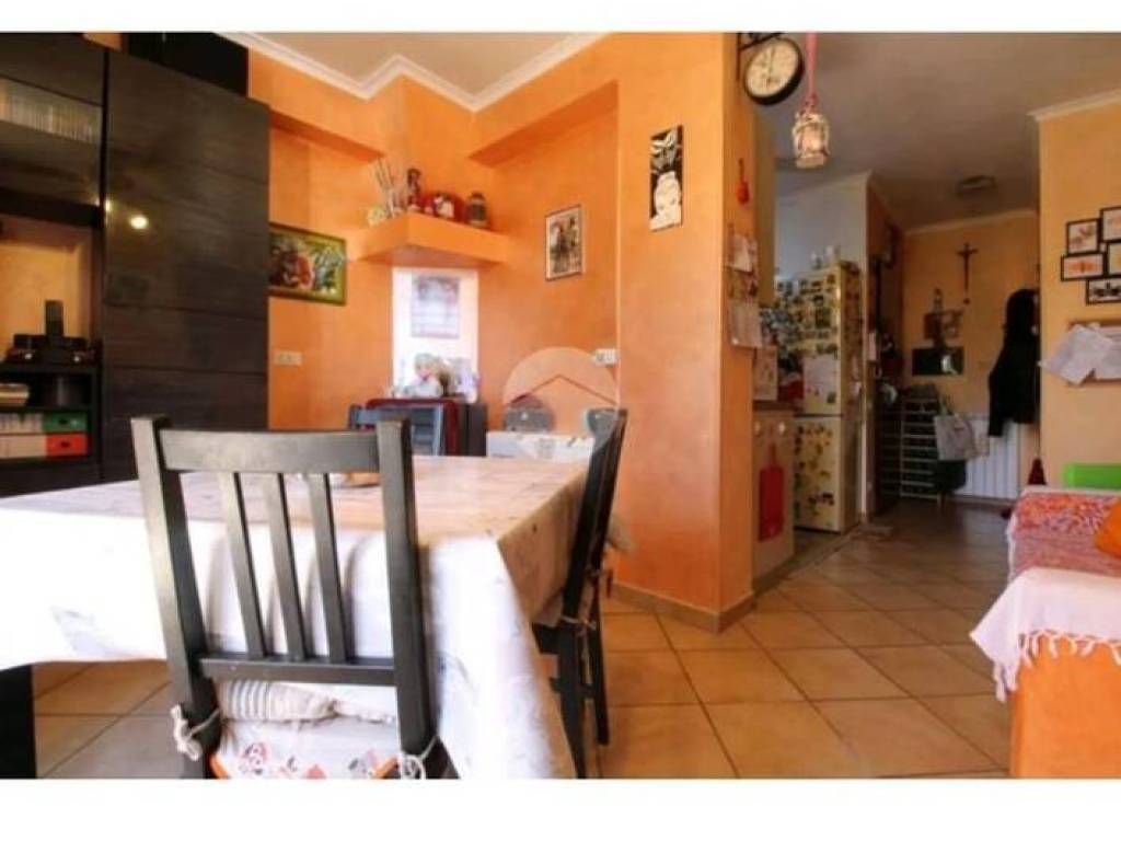 Appartamento a Fara in sabina in Via Roma S.N.C. - Foto 2
