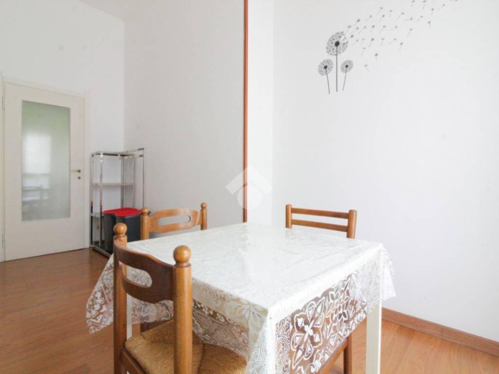 Appartamento a Lodi in Viale IV Novembre, 21 - Foto 5