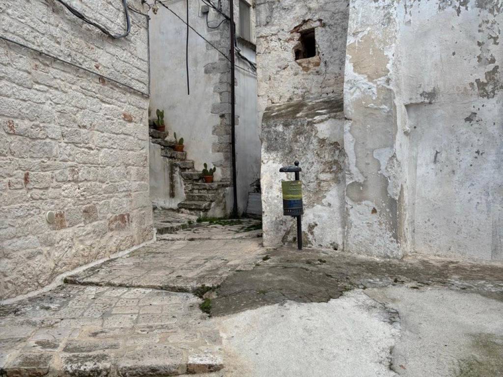 Appartamento a Ceglie messapica in Via Annunziata - Foto 4