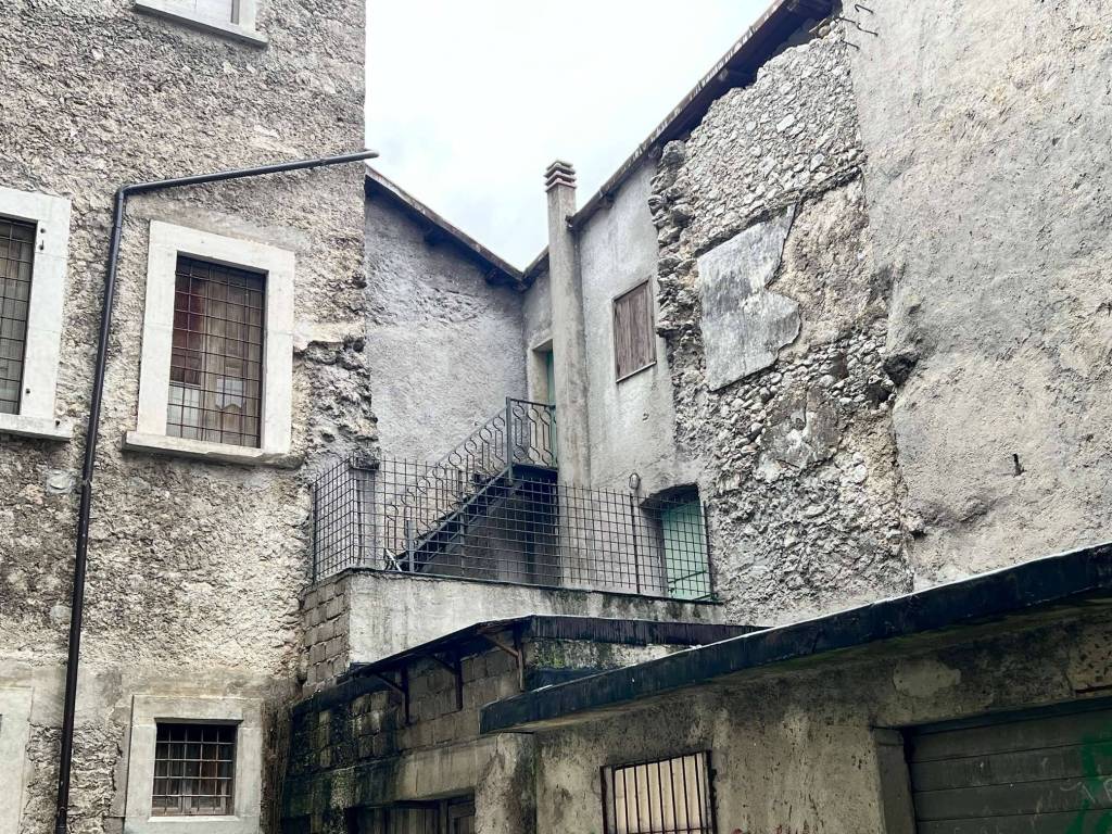 Casa indipendente a Pescasseroli in Via Valle del Fiume - Foto 2
