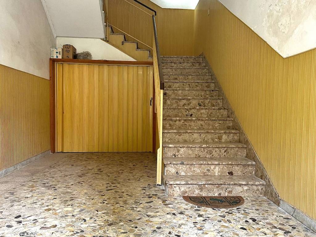 Appartamento a Carovigno in Via Salvatore Quasimodo - Foto 2