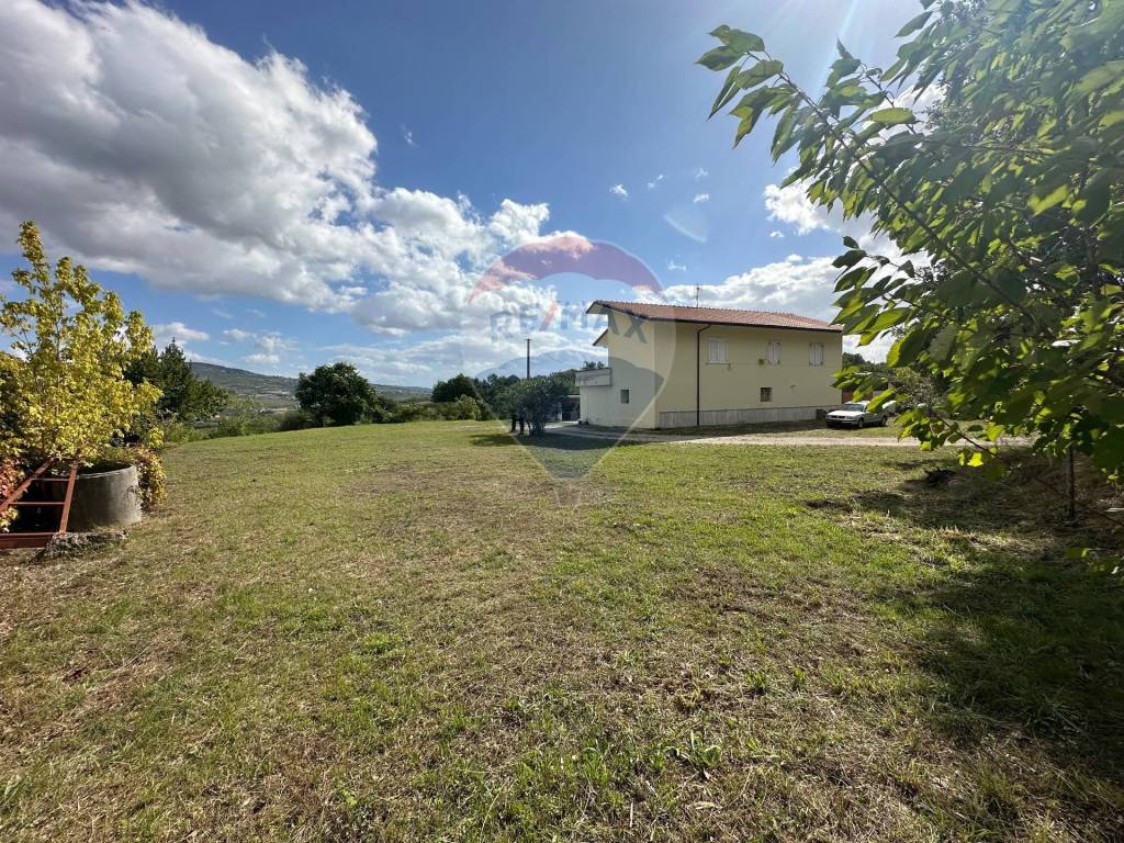 Casa indipendente a Torrecuso in stada provinciale 4 - Foto 2