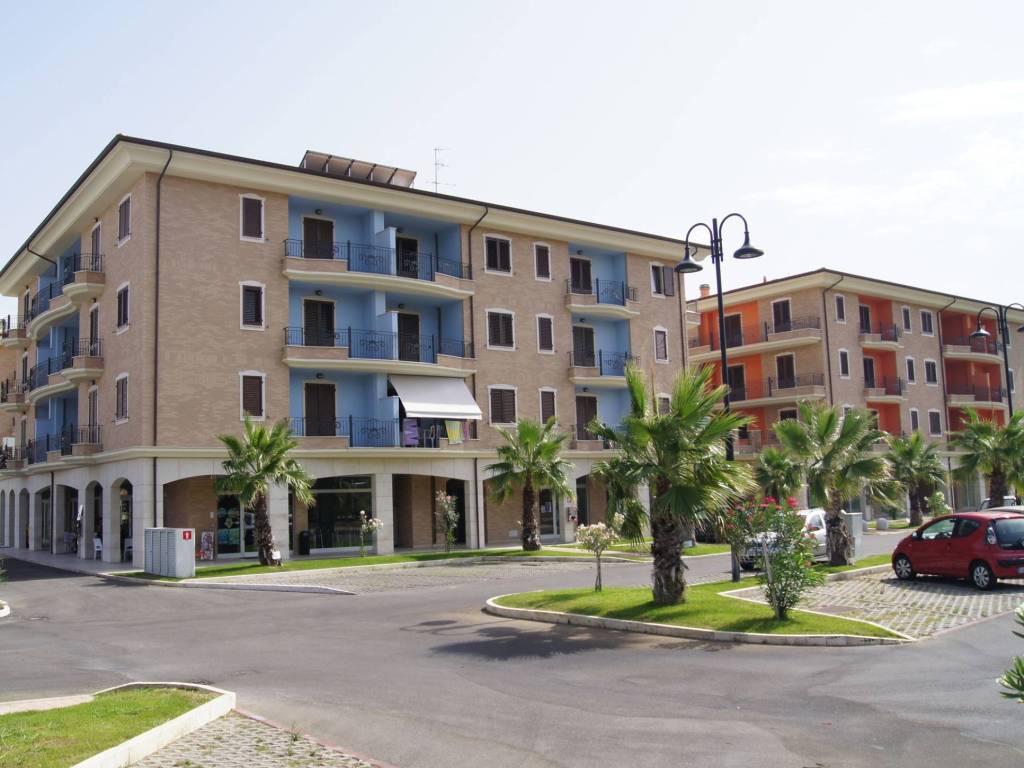 Immobile a Spinetoli in Strada Statale Via Salaria - Foto 2