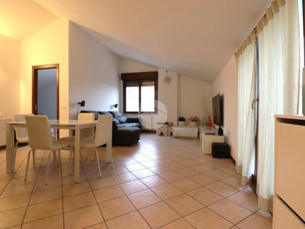 Appartamento a Mantova in Via Alessandro Antoldi, 4 - Foto 2