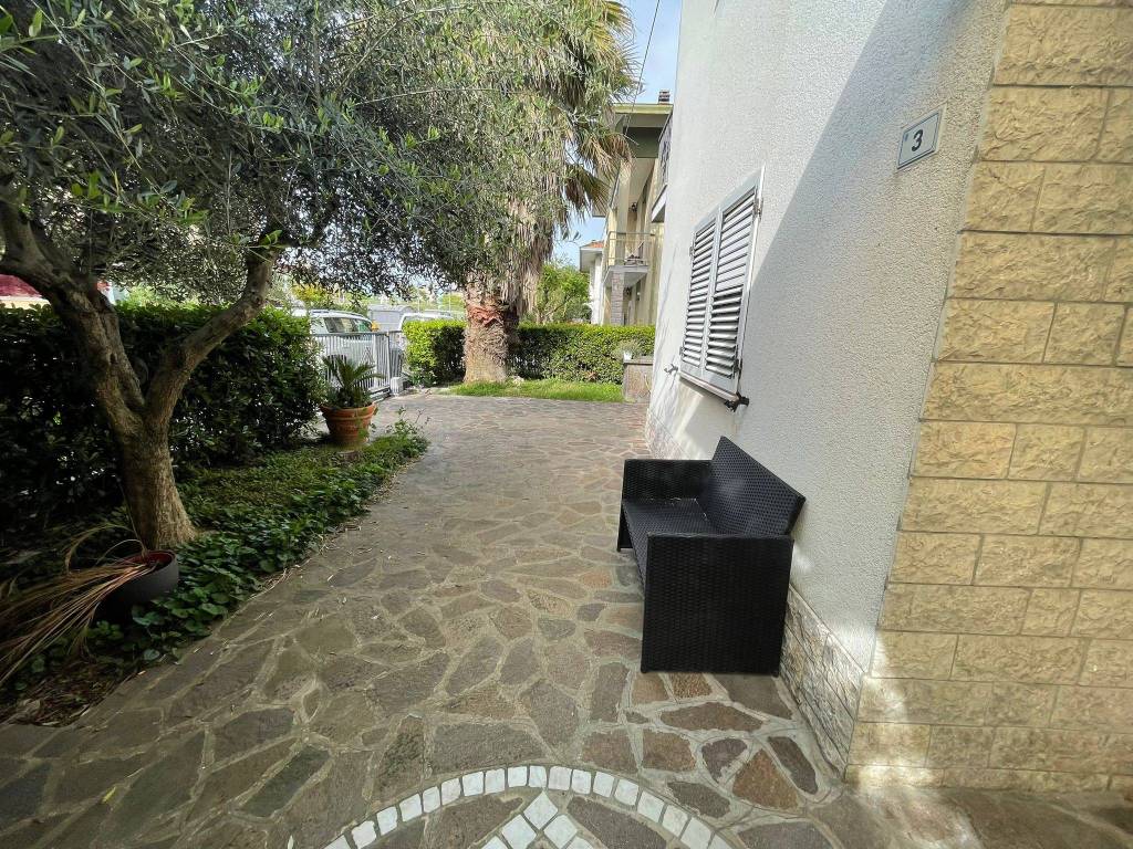 Villa a Riccione in Viale Finale Ligure, 47 - Foto 4
