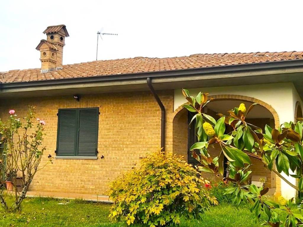 Villa a Alessandria - Foto 2