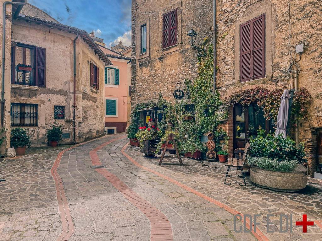 Casa indipendente a Salisano in Via Giuseppe Garibaldi - Foto 5