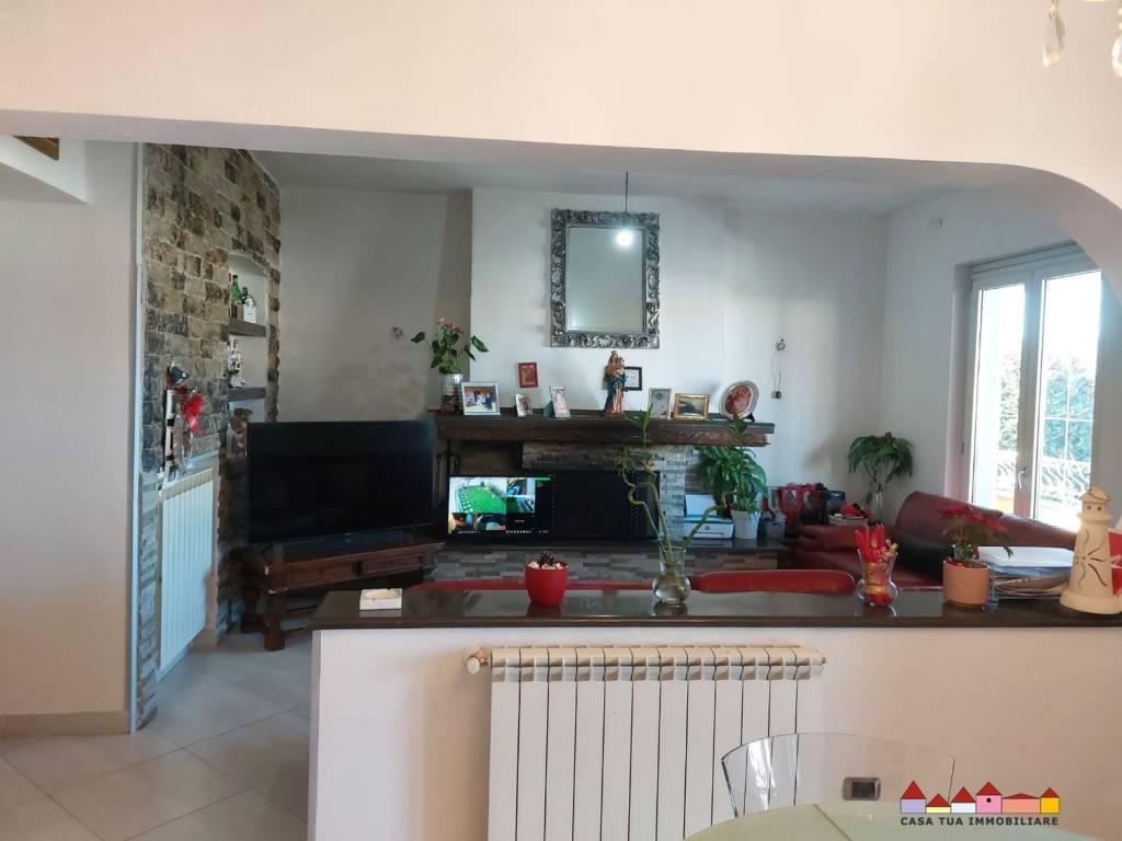 Villa a Castelnuovo magra in Area Residenziale Molicciara Molicciara - Molino Del Piano - Foto 4