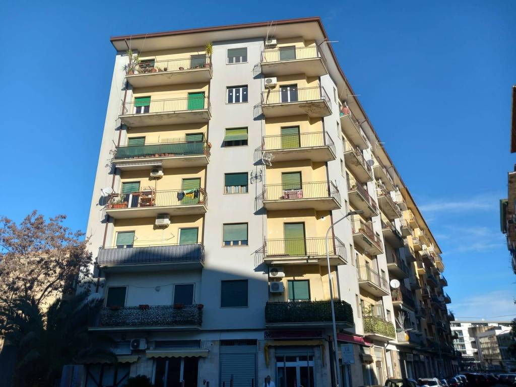 Appartamento a Cosenza in Via dei Mille - Foto 4