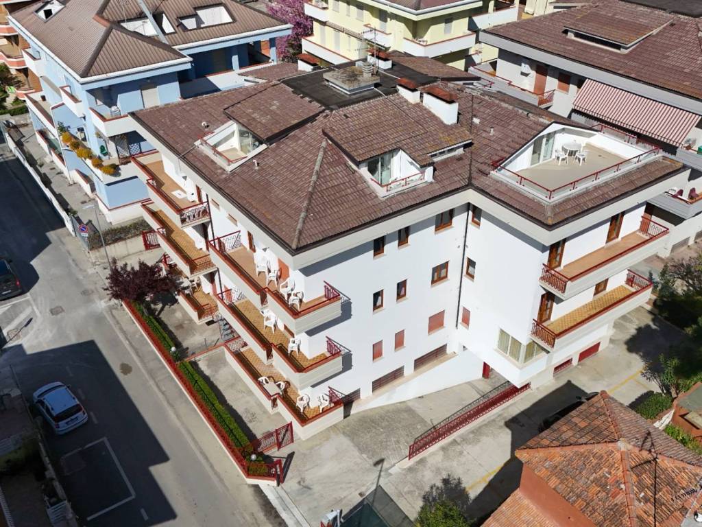 Appartamento a Alba adriatica in Via Emilia, 12 - Foto 3