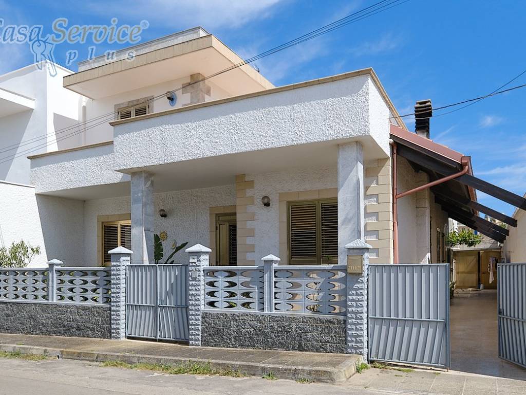 Villa a Ugento in Via Enrico Tazzoli - Foto 3