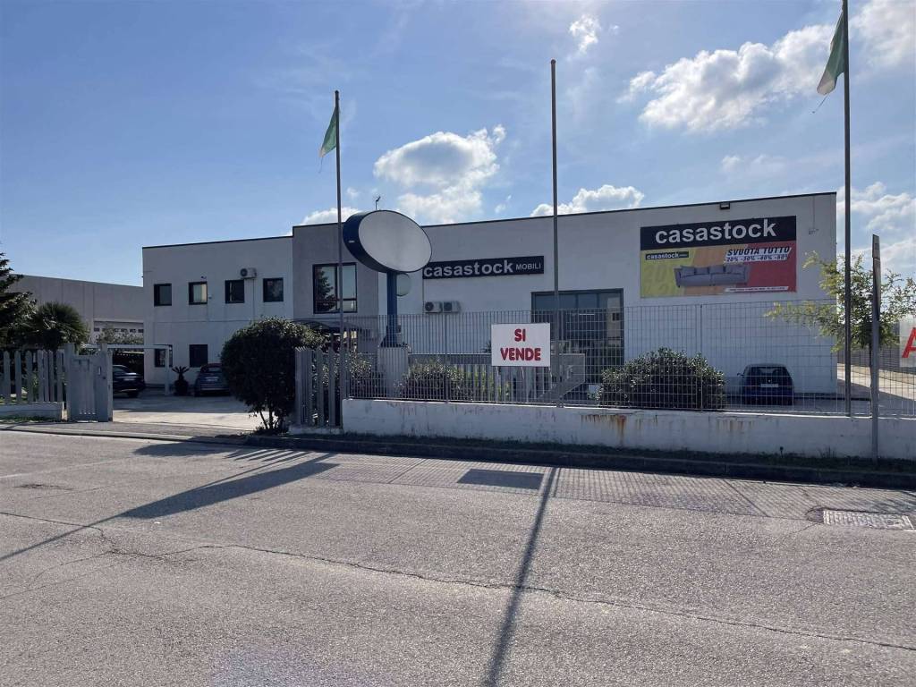 Immobile a Vasto in ZONA INDUSTRIALE PUNTA PENNA - Foto 2