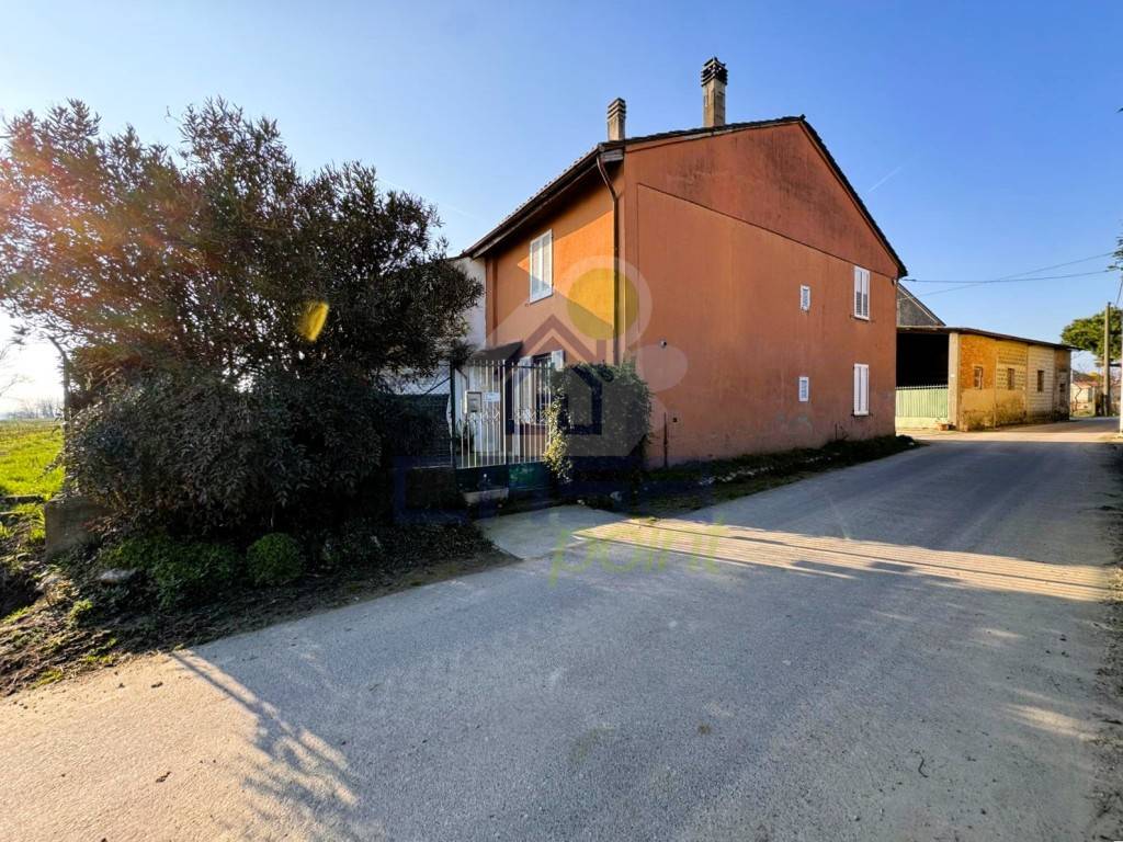 Casa indipendente a Castelnuovo bocca d'adda in Via Costa Gramigna - Foto 3