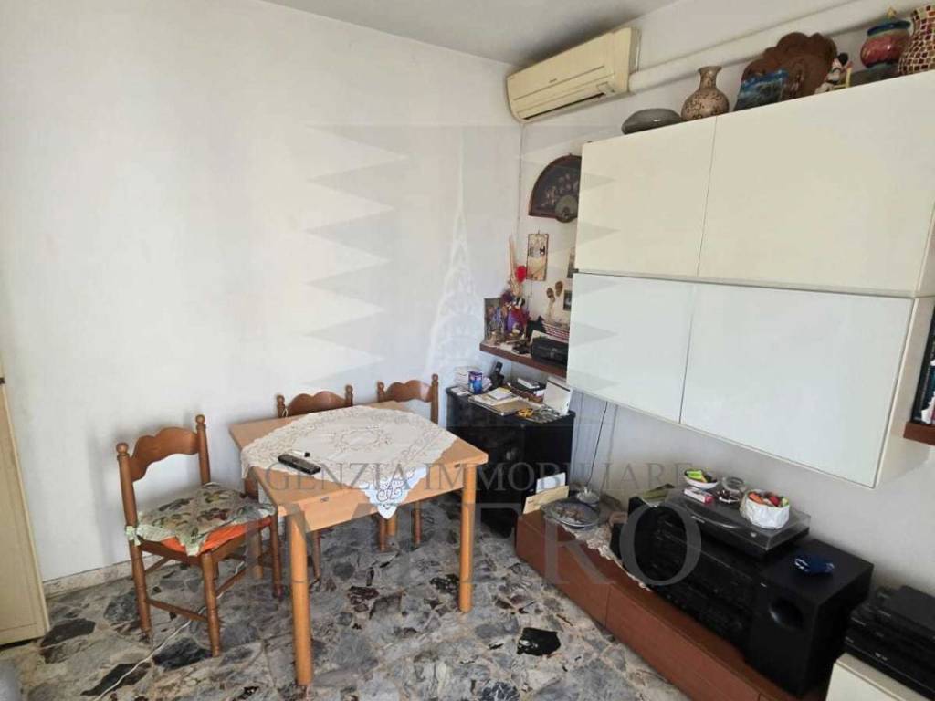 Appartamento a Ventimiglia in Passeggiata G. Oberdan, 37 - Foto 2