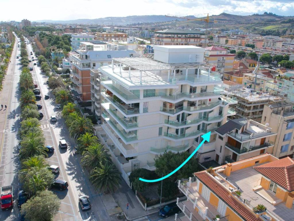 Appartamento a San benedetto del tronto in Viale Marconi, 46 - Foto 2