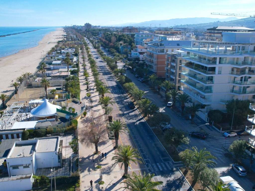 Appartamento a San benedetto del tronto in Viale Marconi, 46 - Foto 2