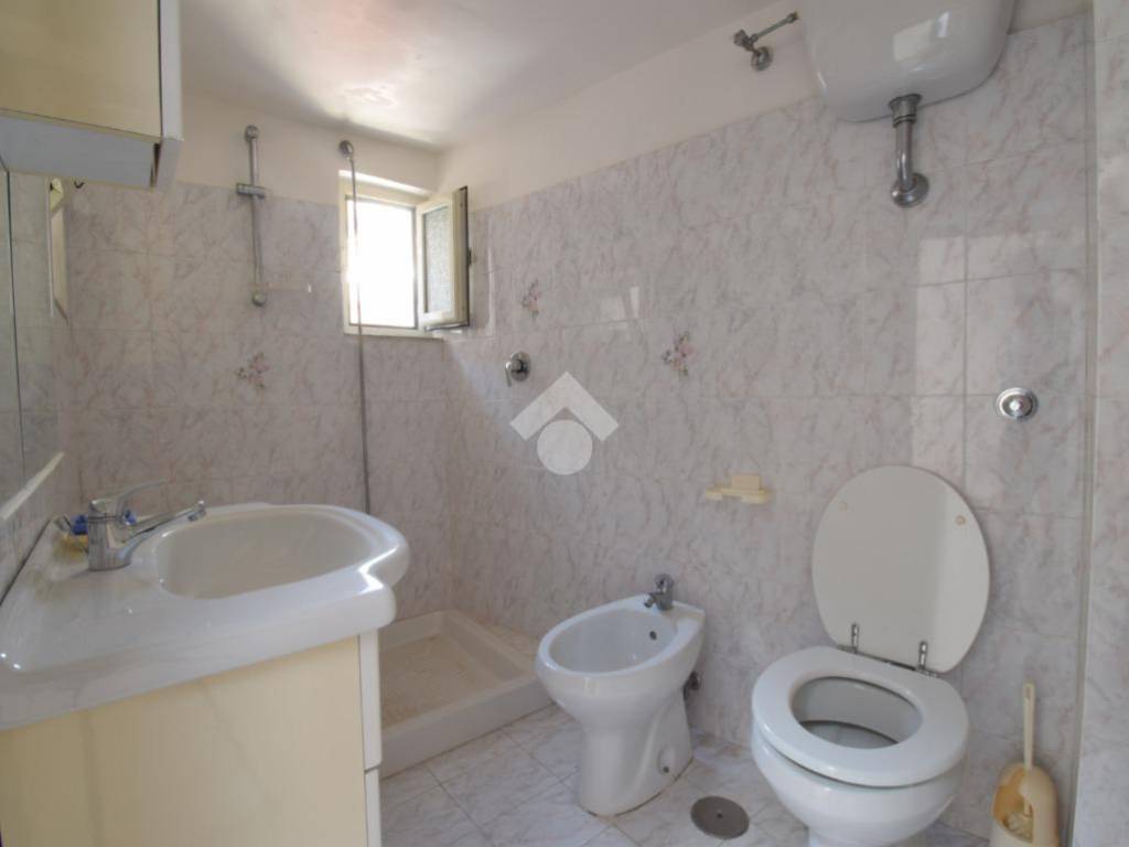 Appartamento a Sant'agata de' goti in c/da faggiano - Foto 4