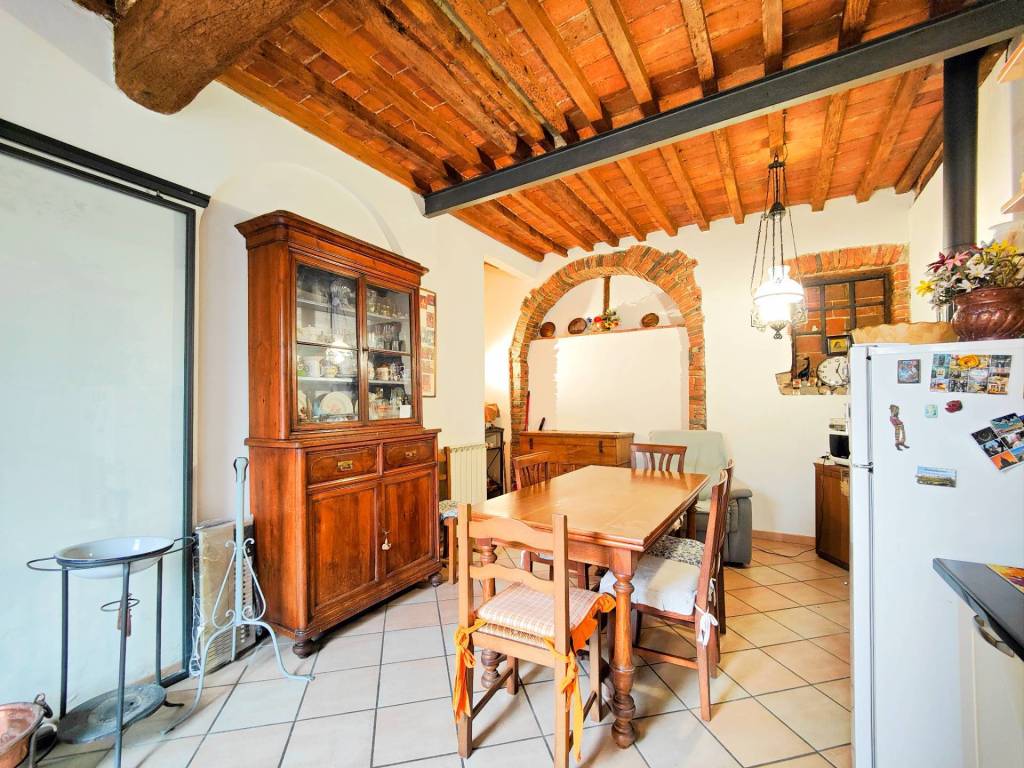 Casa indipendente a San giuliano terme in Via Turati Metato - Foto 3