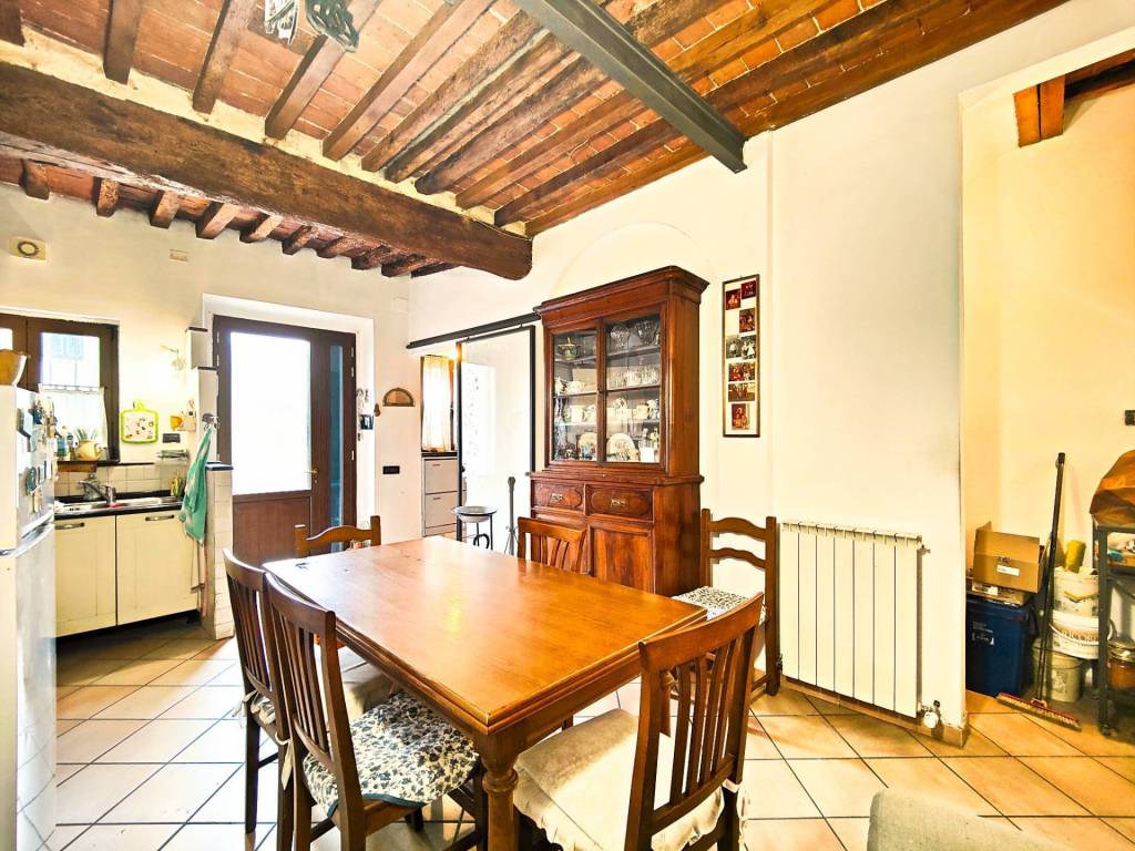 Casa indipendente a San giuliano terme in Via Turati Metato - Foto 4