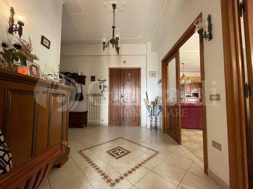 Appartamento a Osimo in VIA MARCELLETTA , 0 - Foto 2